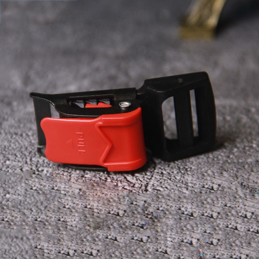 Plastic Motorcycle Helmet Lock - огляд і ціна Quick Release Buckle Motorcycle Helmet