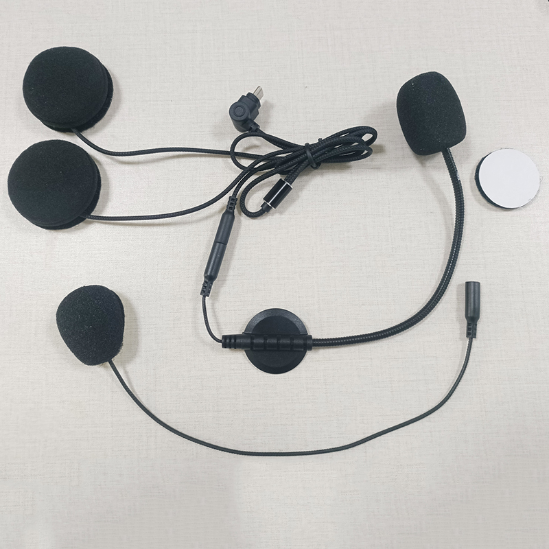 Type-C Earphone Speaker Access - огляд і ціна Full Face Motorcycle Helmet With Bluetooth